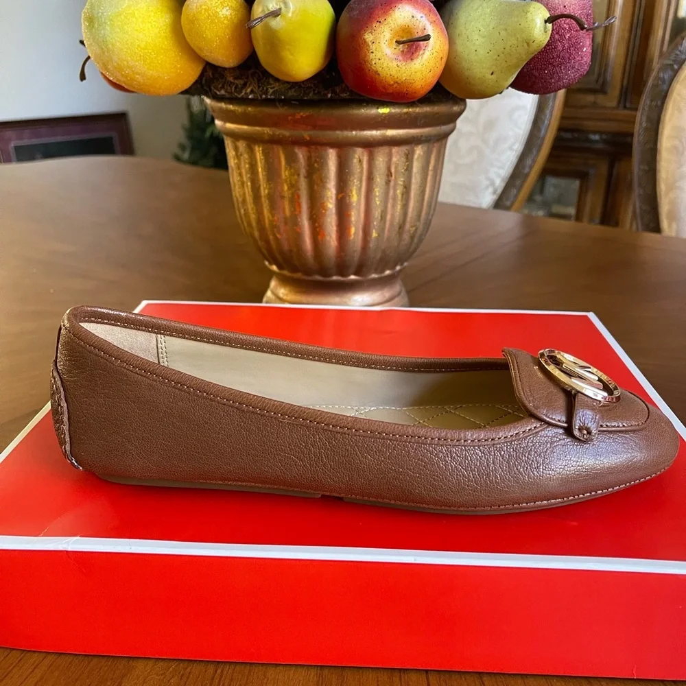 Michael KORS Ballerina Shoes. Brand New. - Picture 4 of 7
